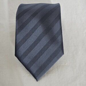 Donald J. Trump Signature Collection - Gray Gray Striped - 3 1/2" x 58 1/2"